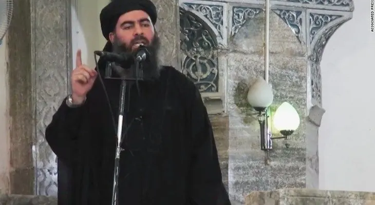 Iraq dice que bombardeó el convoy del líder supremo de ISIS y que mató a varios de sus cabecillas