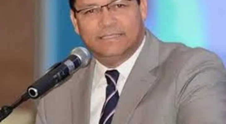 Gedeón Santos: se abre vía para reelección de Danilo Medina 
