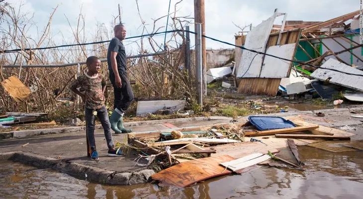 El antes y el después: la devastación provocada por el huracán Irma en el Caribe