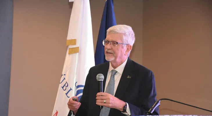 García Fermín destaca la ciencia como clave para enfrentar los desafíos globales