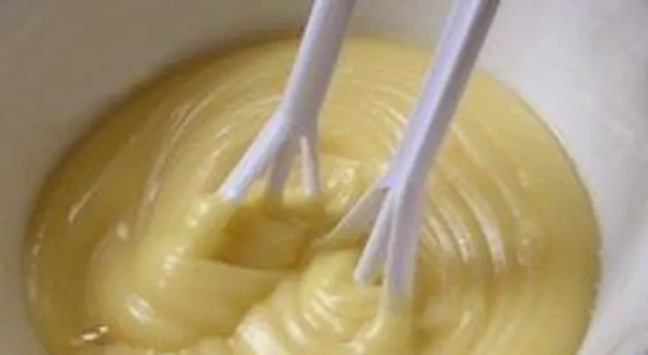 Una limpieza de piel con mascarilla de mayonesa; ingredientes 