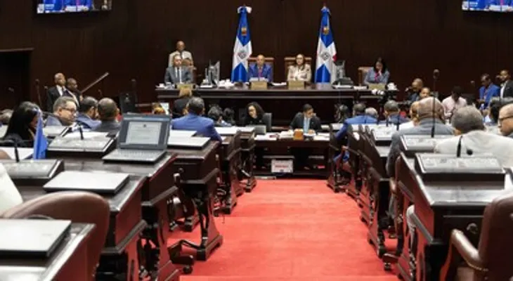 Legisladores proponen crear nuevas entidades a pesar de medidas austeridad del Gobierno