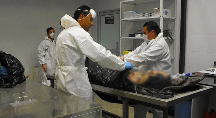 El médico mexicano que devuelve la vida a los muertos revela fórmula secreta