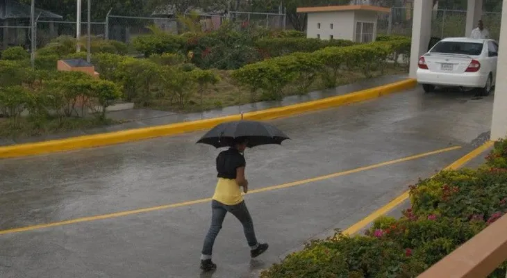 Una vaguada frontal causará lluvias este fin de semana