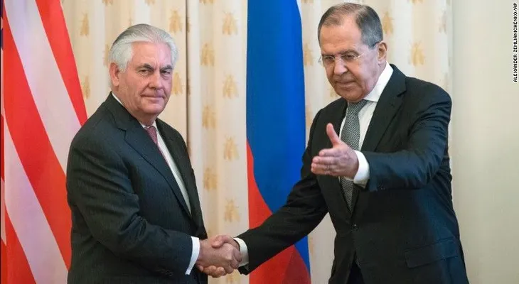 Rusia advierte a EE.UU.: no más ataques al régimen sirio