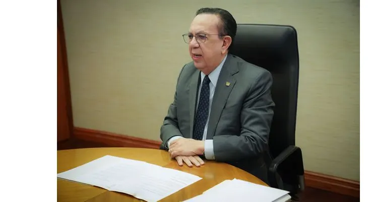 Gobernador Valdez Albizu resalta la capacidad de resiliencia de la economía dominicana
