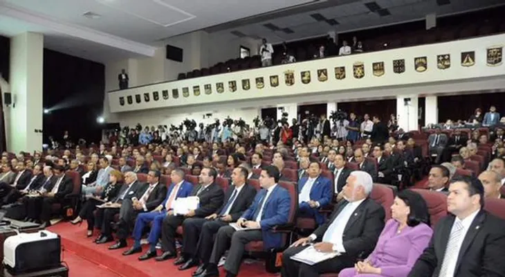Asambleistas aprueban en 1ra lectura reforma Constitucional para restablecer la relección