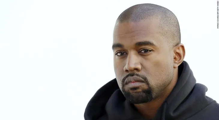 Kanye West pide perdón por la forma en que su comentario de esclavitud "hizo sentir a la gente"