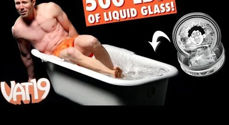 Bañarse con 500 libras de cristal líquido puede ser increíblemente incomodo