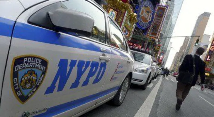 Policía NY persigue dominicano estafó con 6,123 dólares a mujer con falso viaje aRD