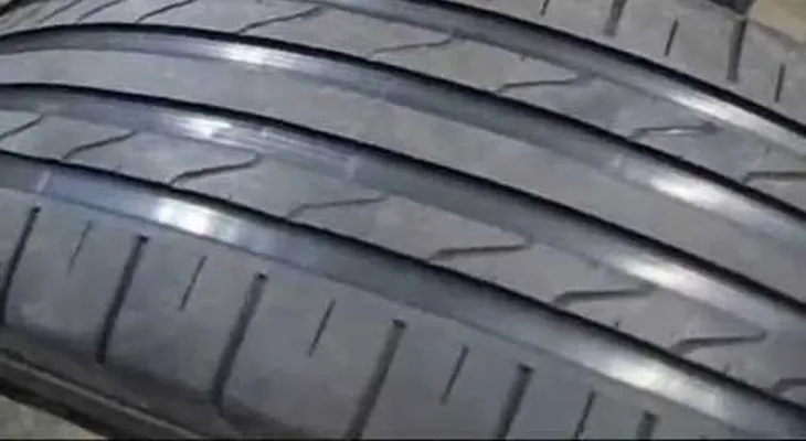 Cómo los estafadores logran que los neumáticos parezcan nuevos (Video)