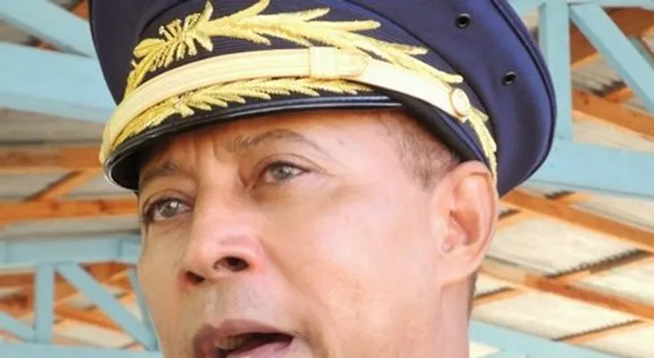 CONADEHU denuncia tirotean chofer de general P.N  