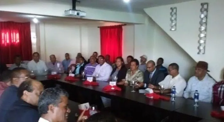 Peledeístas rechazan acuerdo mantendría a Francis Peña en Alcaldía SDO  