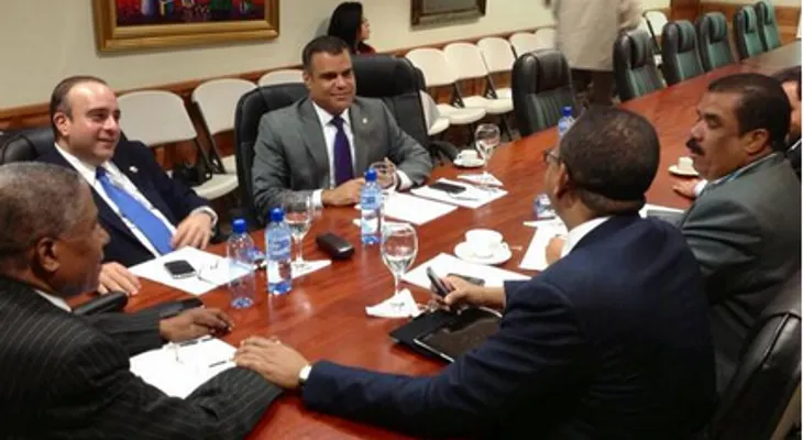 Comisión senadores sigue estudio Ley Orgánica de las Fuerzas Armada