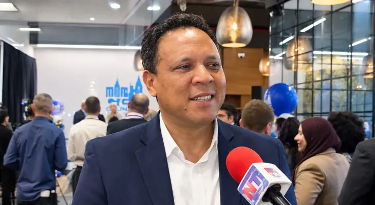 George Álvarez llama a votar para que los demócratas recuperen el control del Senado y Cámara de Representantes de Estados Unidos