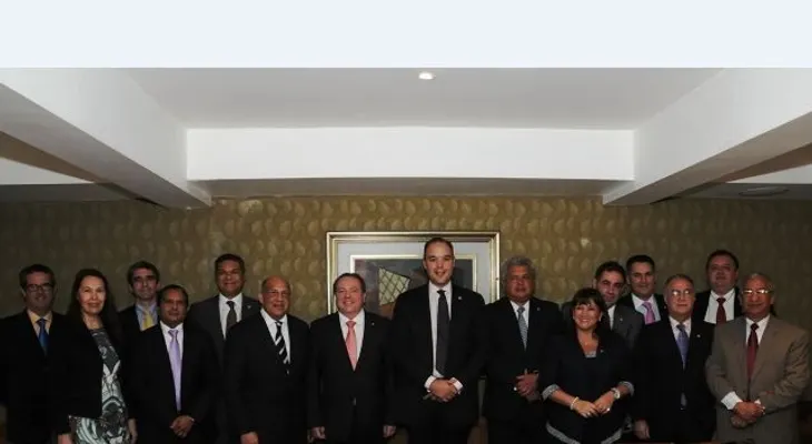 Ministro de Industria y Comercio se reúne con empresarios de Paraguay; buscan fomentar inversión en RD