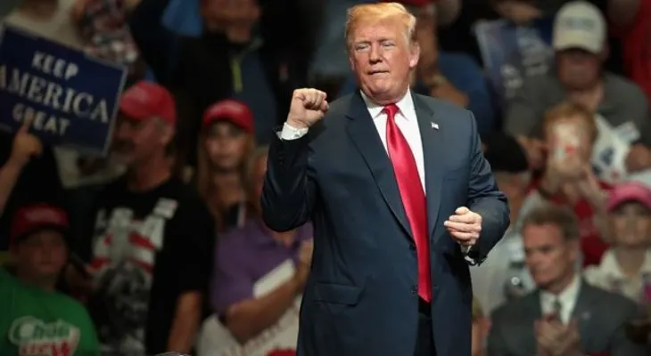 Trump dice que Biden "no debería" declararse ganador porque siguen demandas