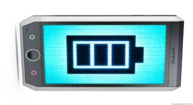 ¿Es mejor cargar el celular cuando la batería se agotó o antes?