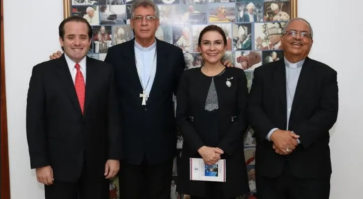 PRM visita Conferencia del Episcopado:  denuncia falta de democracia e institucionalidad. 