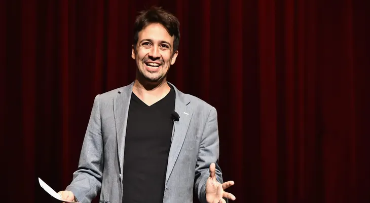 Lin-Manuel Miranda se pone la camiseta por todos los inmigrantes