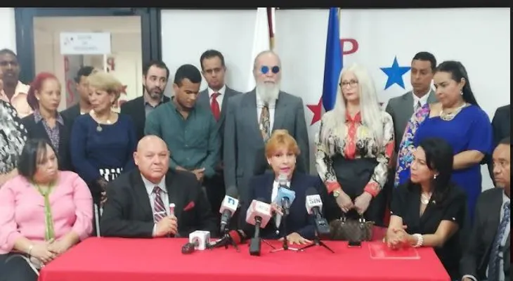 Presidenta PSC: "No aceptamos, ni aceptaremos que impongan una reforma constitucional"