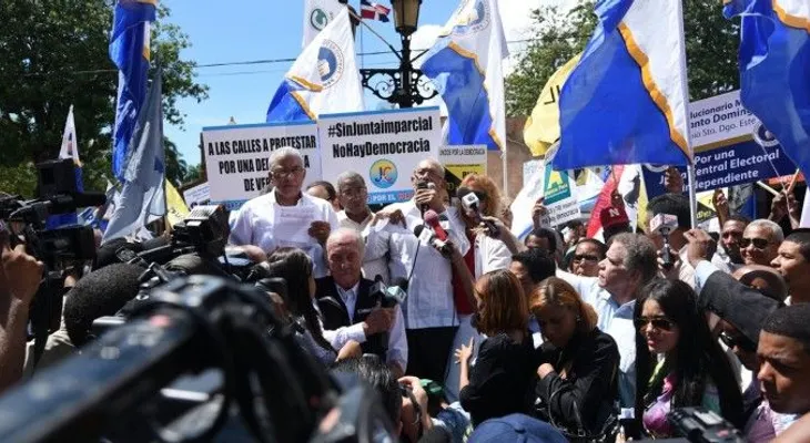 Partidos oran para que DM y el PLD retornen al diálogo y se escoja JCE y TSE de consenso
