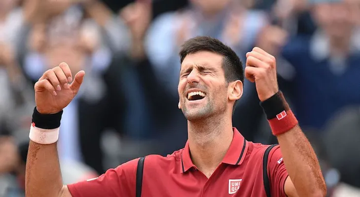 El tenista serbio Novak Djokovic gana por primera vez el Roland Garros