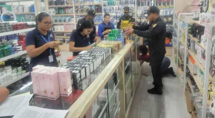 Gobierno intensifica fiscalización a comercios de capital chino