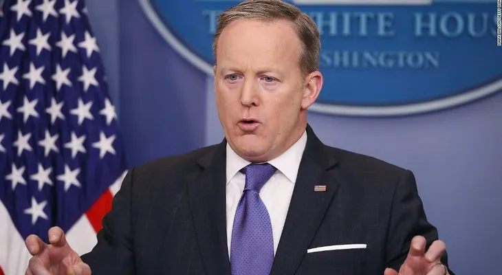 Renuncia Sean Spicer, secretario de Prensa de la Casa Blanca