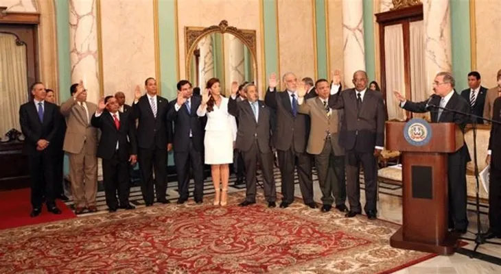 Danilo Medina juramenta nuevos funcionarios