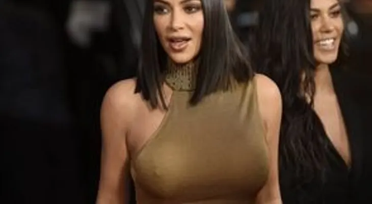 Kim Kardashian West: Líneas en mesa son de mármol, no drogas