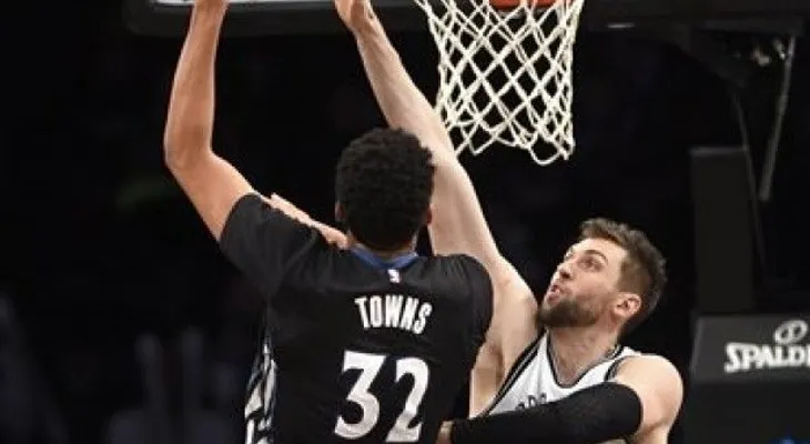 Karl Towns se apunta doble doble en triunfo de los Timberwolves