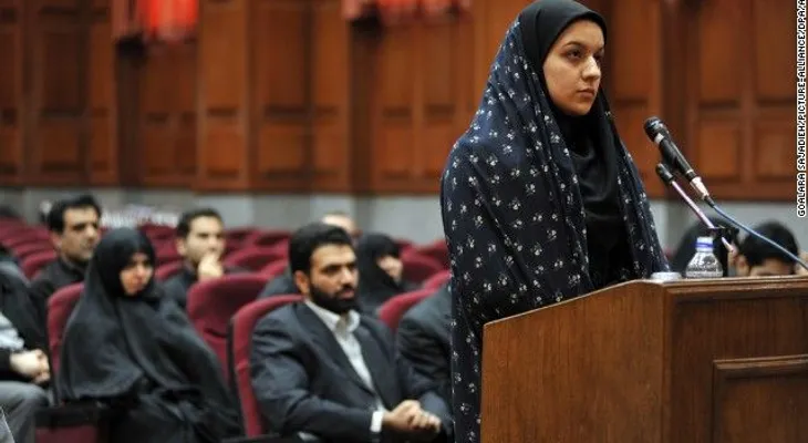 Injusticia: Irán ahorca mujer que mató a su violador 