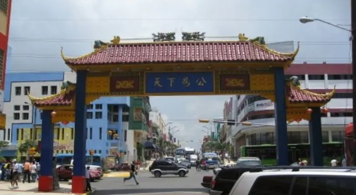 Policía apresa dos hombres extorsionaban comerciante china residente en Puerto Plata