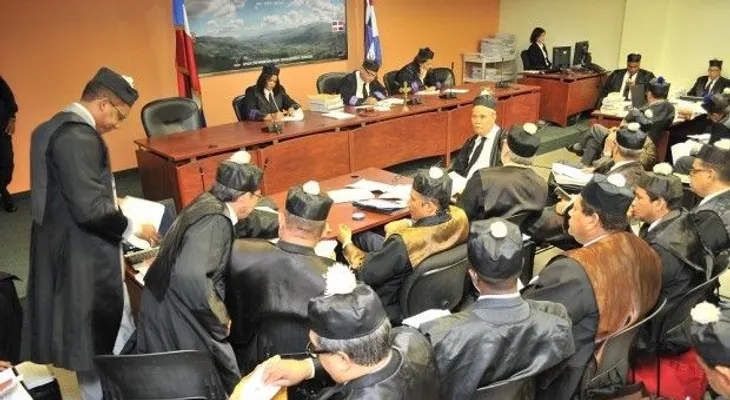 Tribunal otorga plazo para ampliar conclusiones caso Bahía de las Águilas