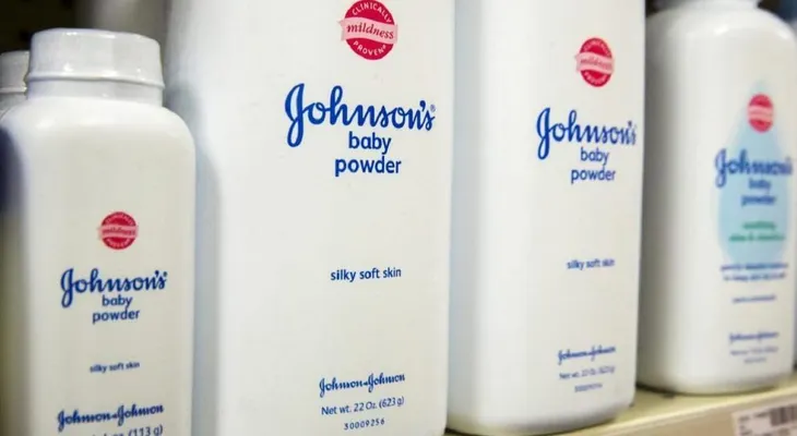 Tribunal de EEUU reduce indemnización de J&J por 22 casos de cáncer de ovario