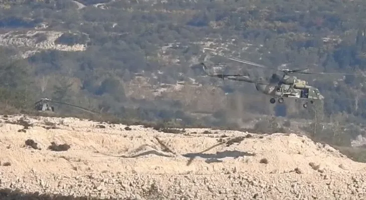 Evacuación de los rescatistas del helicóptero ruso derribado en Siria (VIDEO)