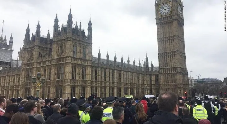 Ataque en Londres: muere la mujer que cayó al río Támesis