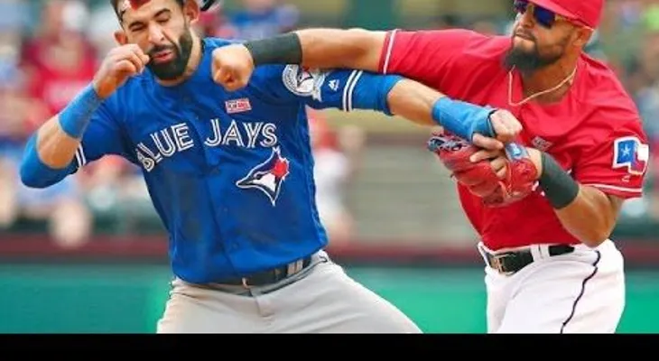 La tremenda trompa a José Bautista que se ha vuelto viral  (VIDEO)