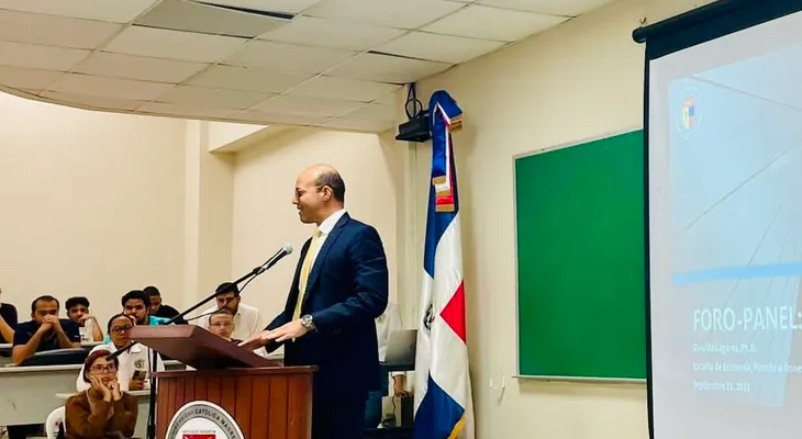 Página Abierta: "Estabilidad macroeconómica para la innovación y el crecimiento en la Economía Dominicana