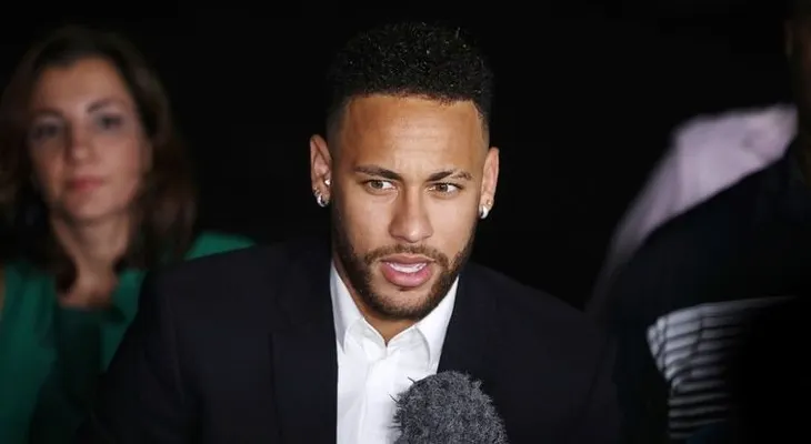 Las autoridades brasileñas dan informe sobre acusación contra Neymar por violación