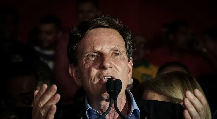 Polémico exobispo evangélico es elegido alcalde de Río de Janeiro