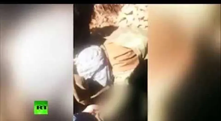 Rebeldes capturan al piloto ruso eyectado del avión estrellado en Siria (VIDEO)