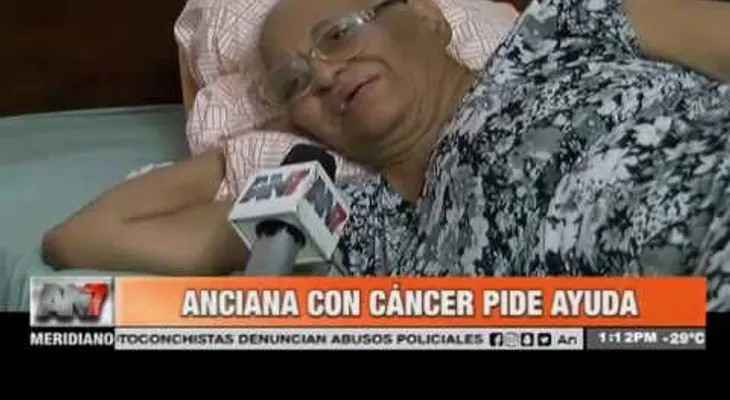 Mujer de 80 años con cáncer pide ayuda para comprar una una silla de ruedas