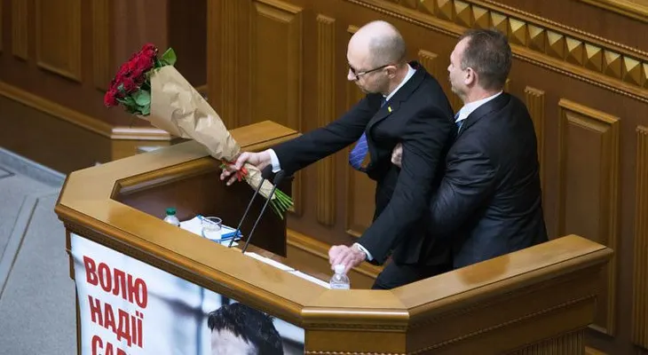 Cómo la política de Ucrania se convirtió en un meme: la Red reacciona a la pelea en el Parlamento (VIDEO)