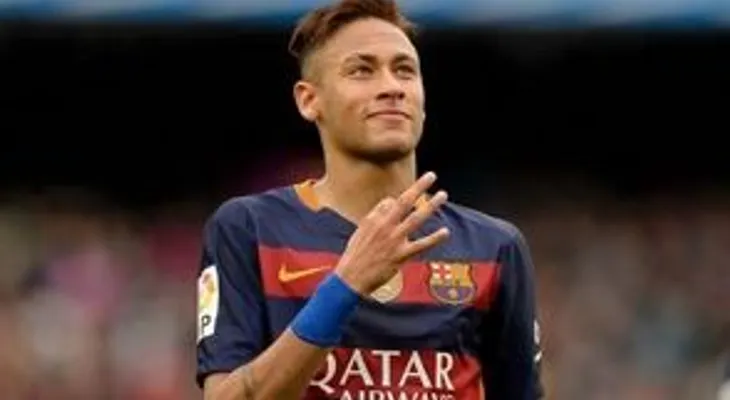 Fiscalía española pide dos años de cárcel para Neymar
