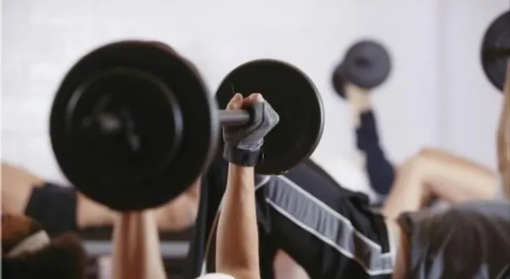 5 consejos para lograr progresos efectivos en el gimnasio