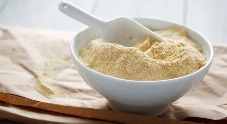 2 métodos naturales para deshacerse del vello facial
