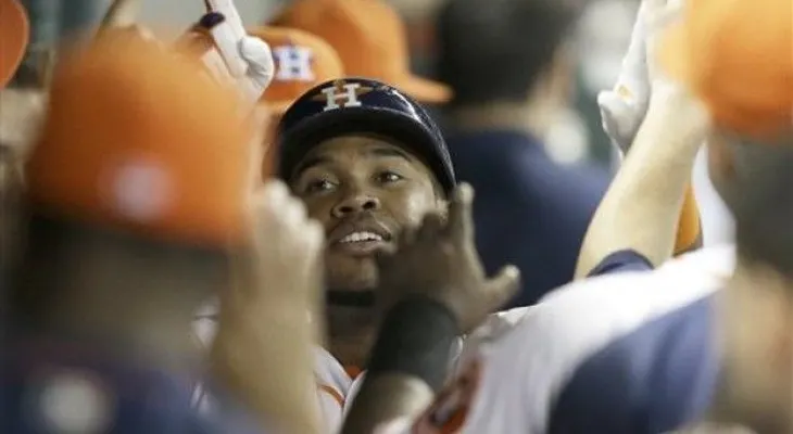 Valbuena pega jonrón en victoria de Astros ante Azulejos 