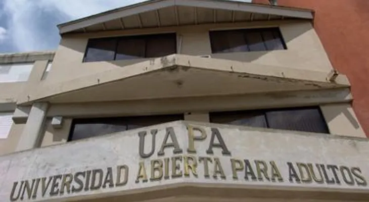 La UAPA firma convenio educativo con Consulado dominicano en New York
